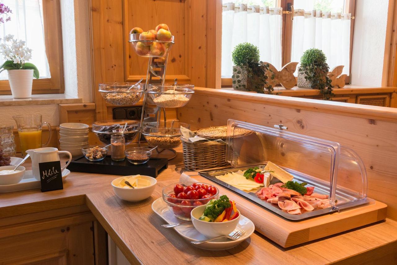 Gasthof-Pension Brauner Hirsch In Alfeld - Mittelfranken エクステリア 写真