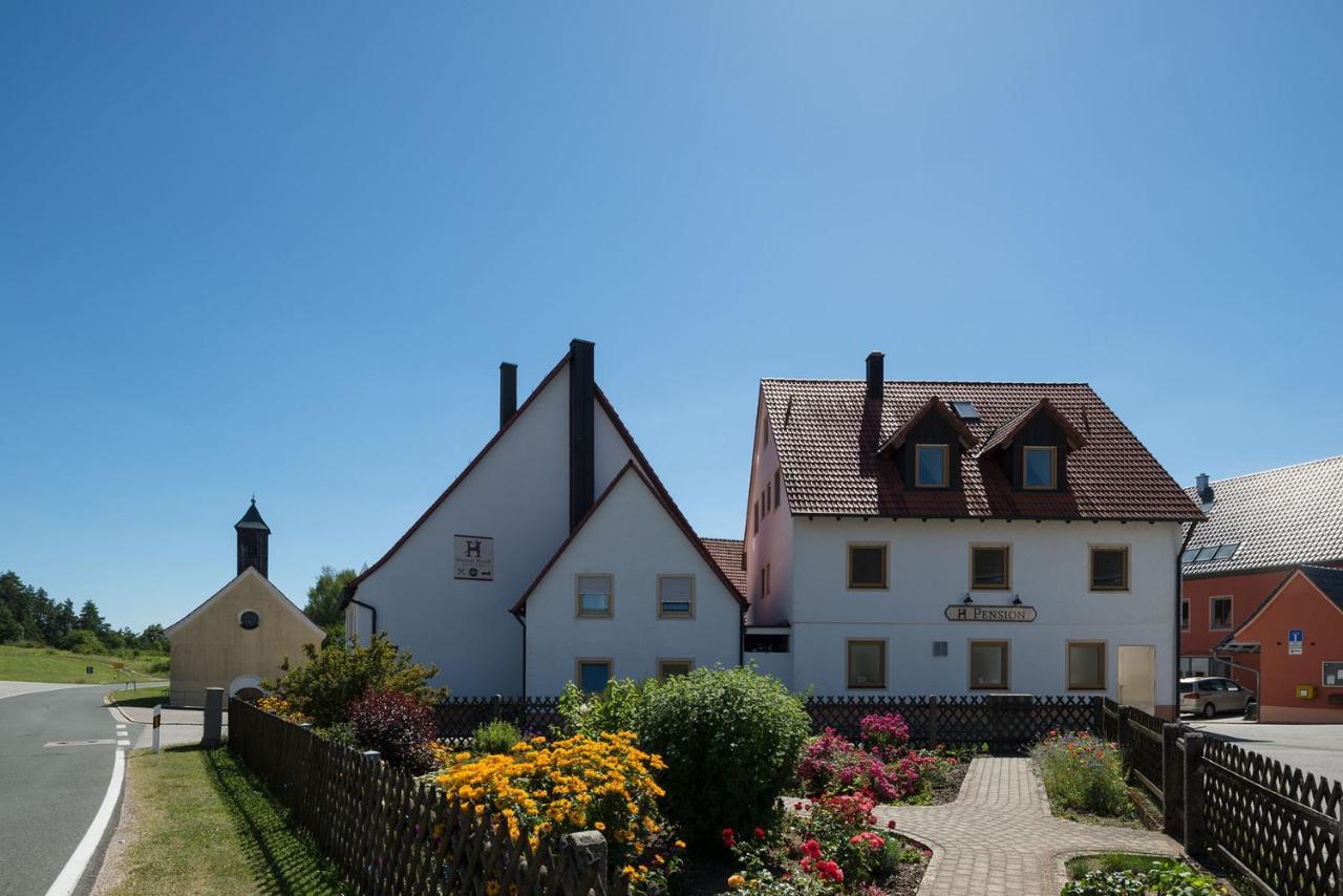 Gasthof-Pension Brauner Hirsch In Alfeld - Mittelfranken エクステリア 写真